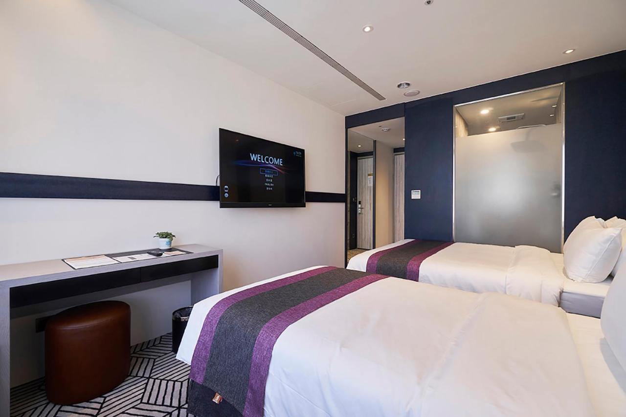 Royal Roi Hotel Tajcshung Kültér fotó