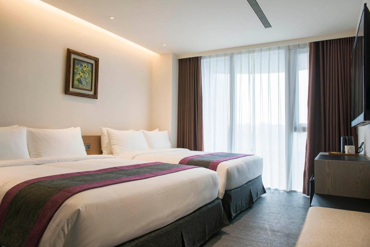 Royal Roi Hotel Tajcshung Kültér fotó