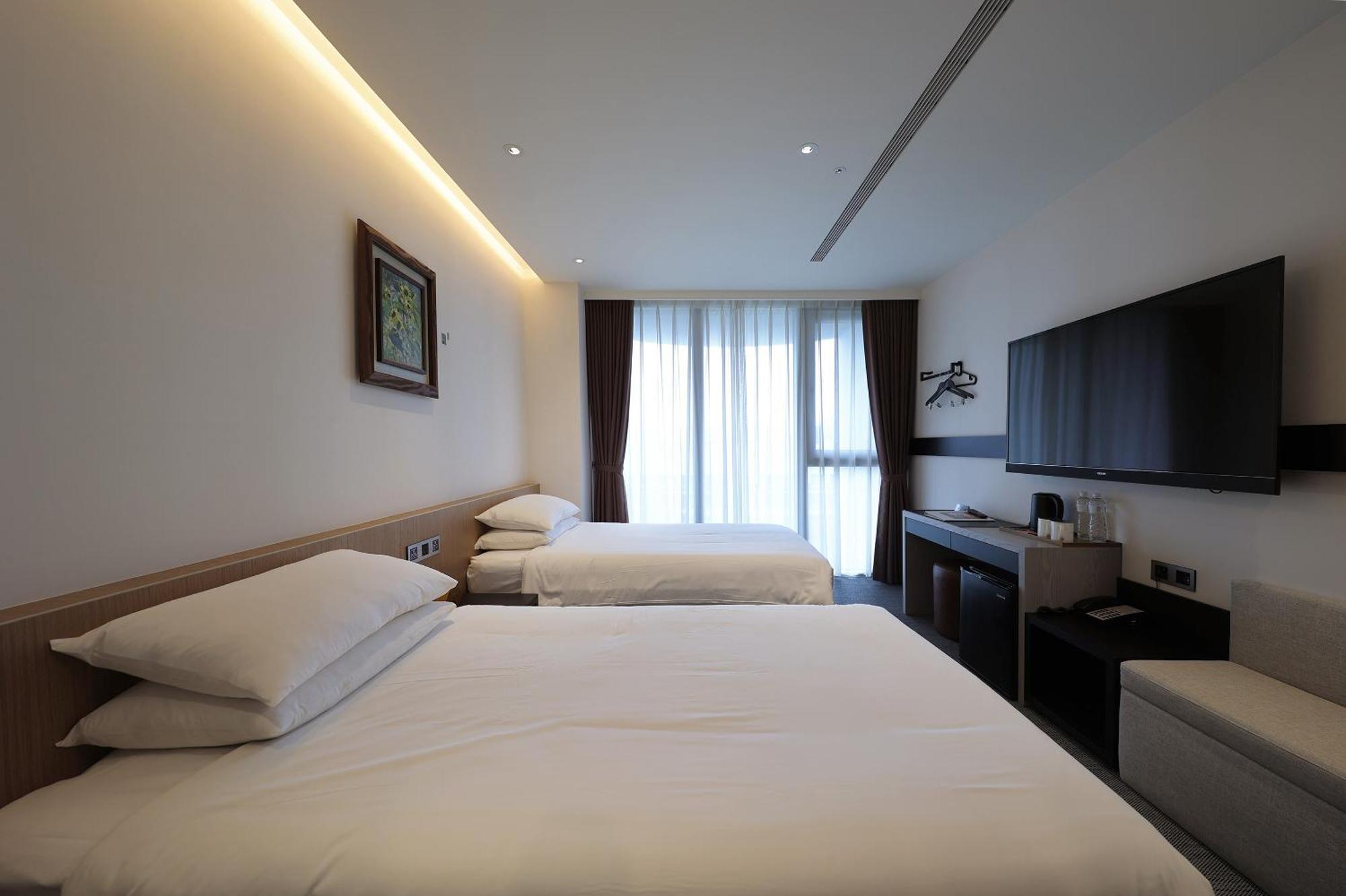 Royal Roi Hotel Tajcshung Kültér fotó